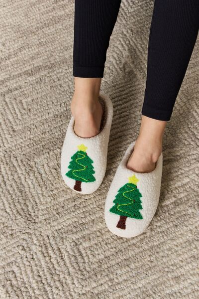 Melody Christmas Tree Cozy Slippers25.04 Slippers Momo’s Boutique